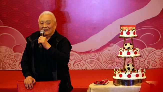 如果能给恩德里克一些建议，你会和他说什么？——我不知道，他取得了很好的进展，这是肯定的。